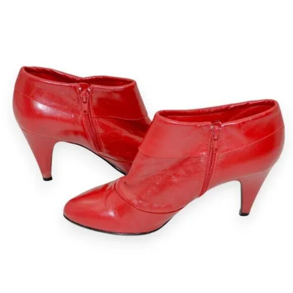 Aldo Fire Red Leather Classic Cone Heels Low Ankle Booties Shooties 39 8.5 - Picture 9 of 9